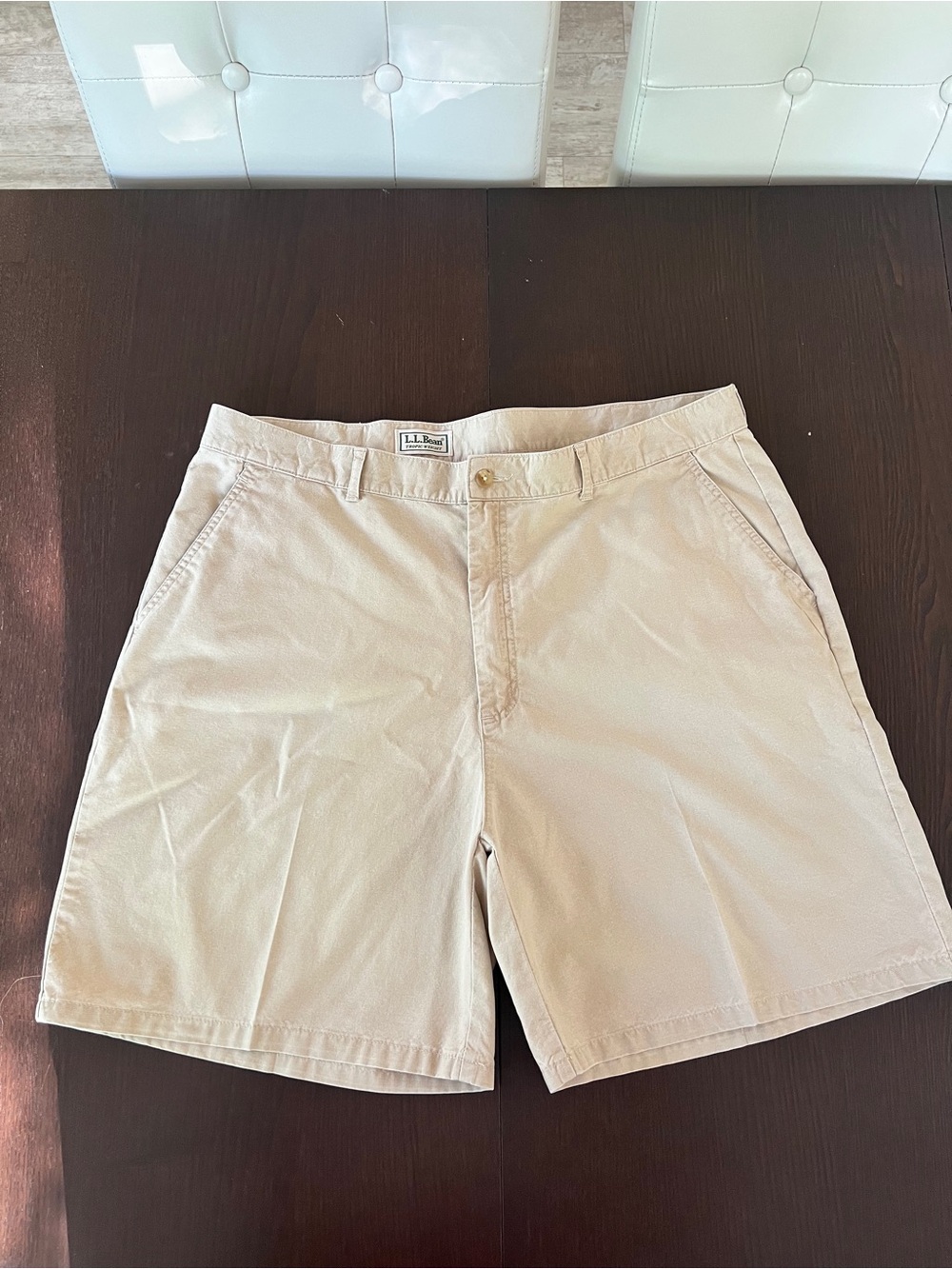 L.L. Bean Tropic Weight Vintage Khaki Flat Front 100% Cotton Shorts 40 Waist